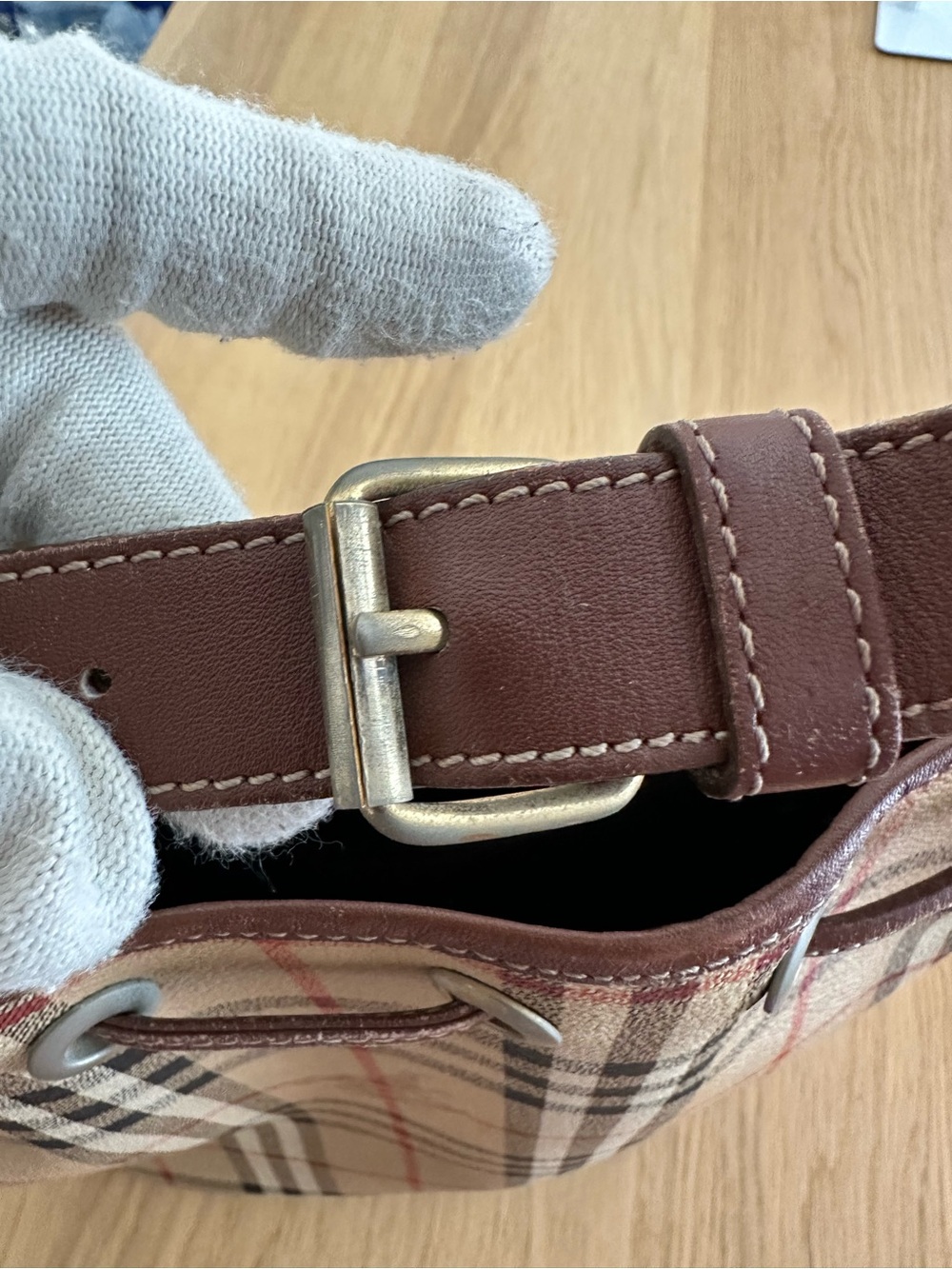 Burberry Bucket Bag with COA - Picture 15 of 15